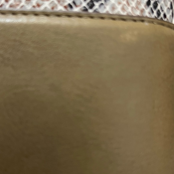 Radley London Woman Crossbody Handbag - Picture 15 of 15